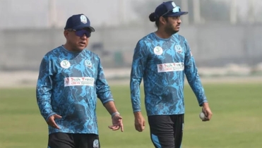 ভুল বোঝাবুঝির অবসান, নোয়াখালীতেই থাকছেন সুজন 